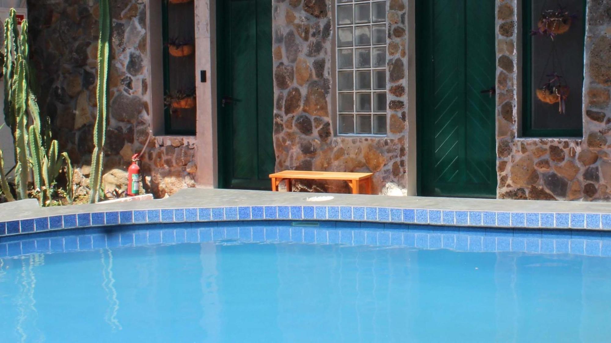 Hostal Pimampiro Puerto Baquerizo Moreno Bagian luar foto